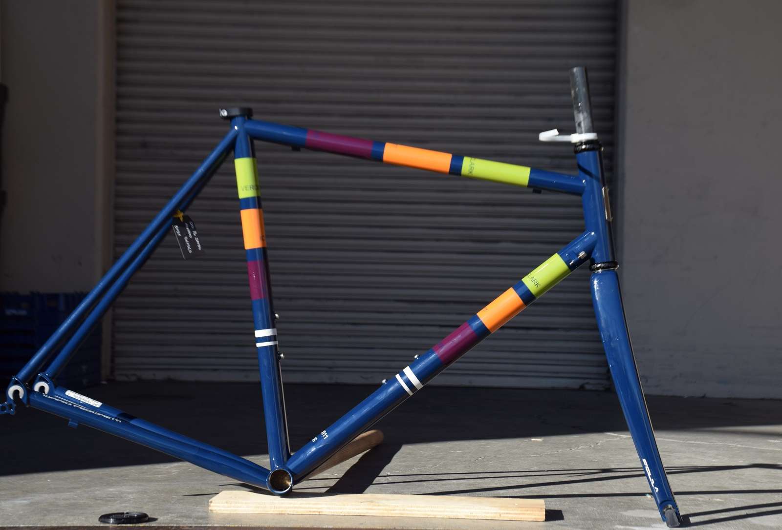 Photo of the Marcelo bike frame in Mazzetta Navy Blue finish from Pegoretti