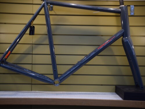 Lakeside Bicycles custom ordered 59cm Pegoretti solid color Elio